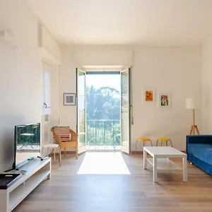 Joivy Bright Apt For 5, Near Beach, In , Camogli Italy
