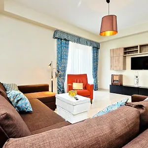 https://oksanas-bernadette-apartment.it-romehotels.com