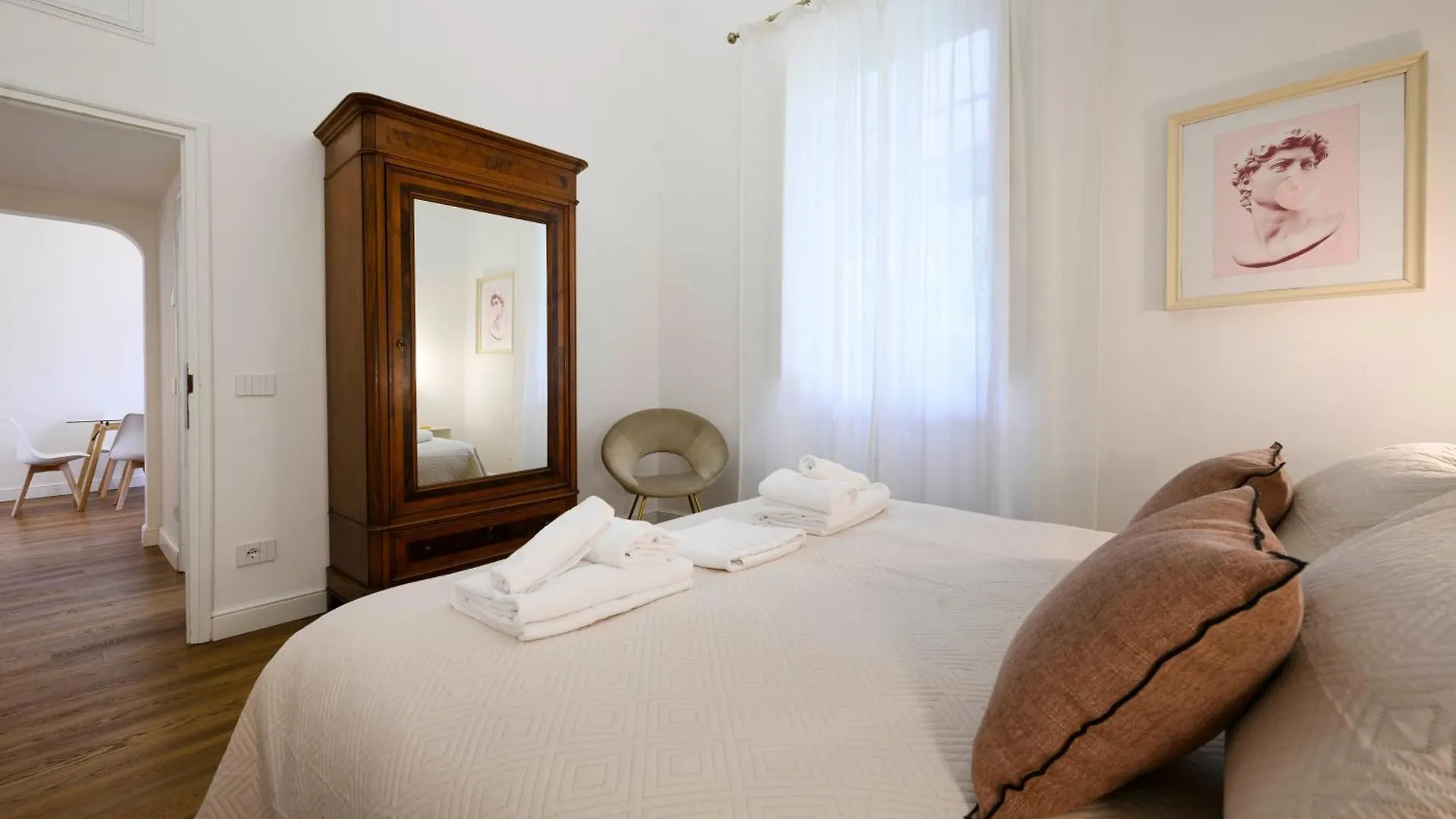 Michelangelo Luxury Apartment Florence 0*,